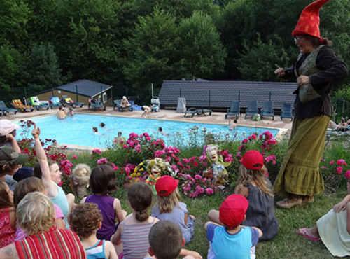 enfants activités club camping vacances